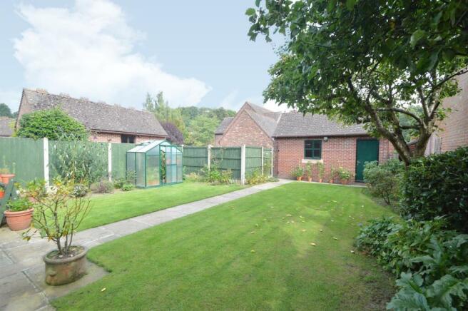 garden 1.jpg
