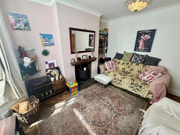 4 bed Terraced for sale Image 9