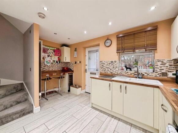 49abf1a7-1-4AA1-BD07-3B7E70950886-3371-00000277FFC