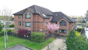 4, Wellesley Gate, East Station Road, Aldershot GU12 4JB