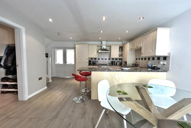 Dining Kitchen