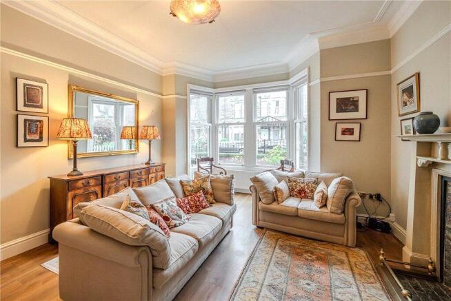 2 bed Apartment for sale Image 6