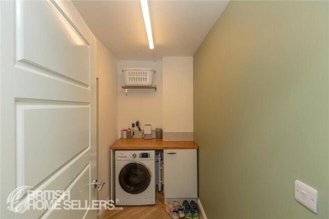 3 bed Town House for sale Image 10