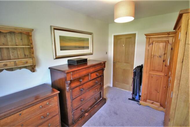 Dressing Room/Bedroo