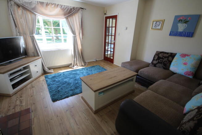 Photo 3