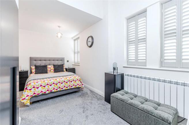 2 bed Apartment for sale Image 6