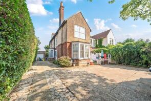 Flat 2, 10, Rugby Road, Heene, Worthing BN11 4PU