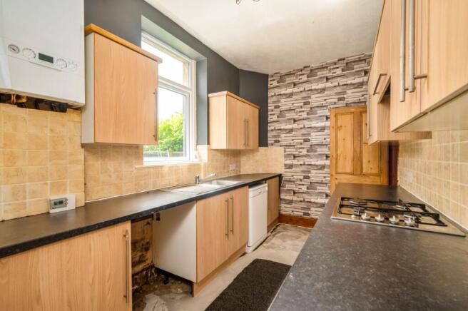 3 bed Terraced for sale Image 5