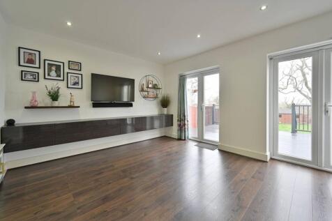 Somers Way, Bushey, WD23