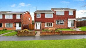 82, Nether Court, Halstead CO9 2HF