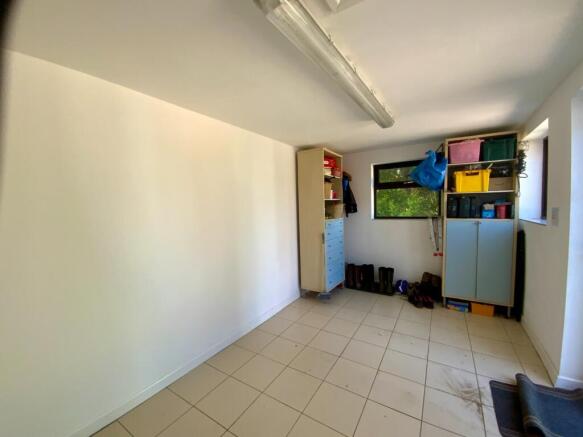 Photo 36