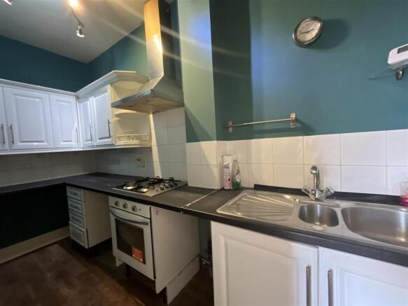 2 bed Terraced for sale Image 4