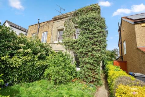 100 Leicester Road, Barnet, Hertfordshire, EN5 5DB