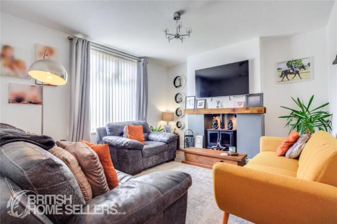 2 bed Semi-Detached for sale Image 6
