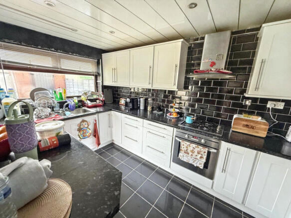 Liverton Avenue, Acklam, Middlesbrough, North Yorkshire, TS5 4ES photo 4