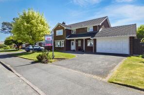 19, Saxon Court, Wolverhampton WV6 8SA