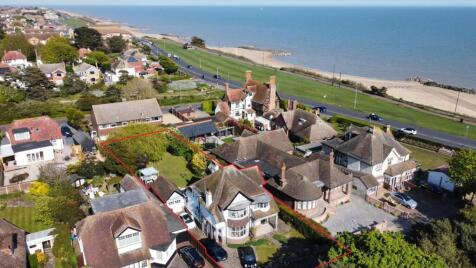 Lancaster Gardens East, Clacton on Sea