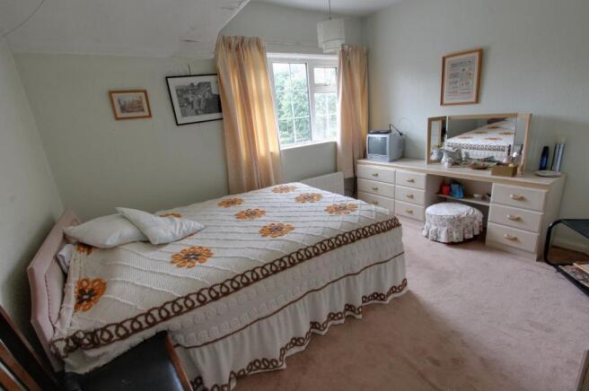 Bedroom 2 (Double)