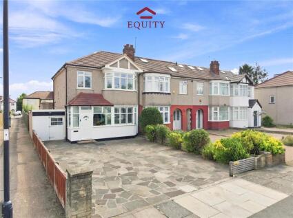 Buckingham Close, Enfield, EN1