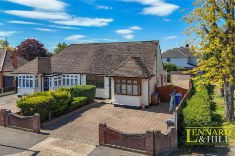 Blackshots Lane, Grays, RM16 2LL