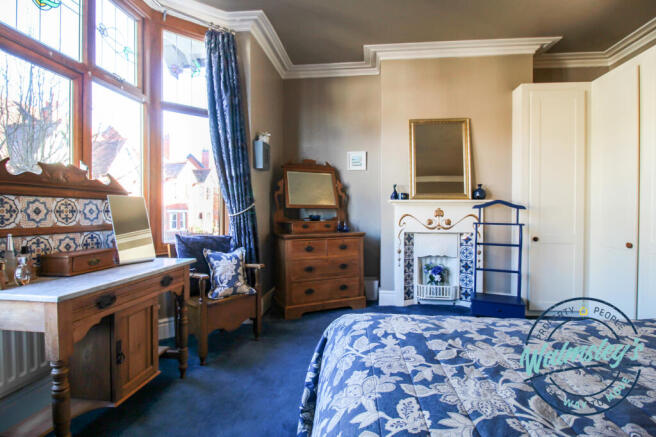 Front bedroom with bay window