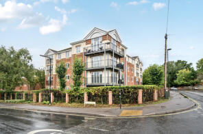 Flat 28, 140 West End House, West End Road, Southampton SO18 6PA