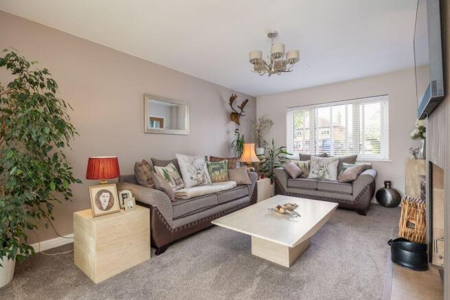 3 bed Detached for sale Image 8