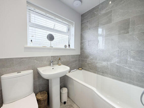 195 Blackpool Old Road, Poulton-Le-Fylde, FY6 7RL photo 4