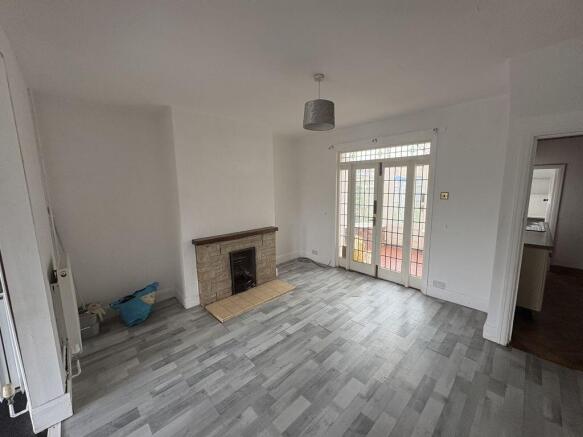 3 bed Terraced for sale Image 2
