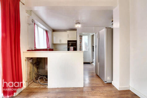 Breakspear Road, Ruislip