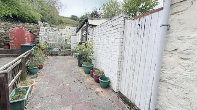 2 bed Cottage for sale Image 12