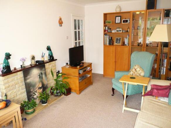 The Pleasant Sitting/Dining Room