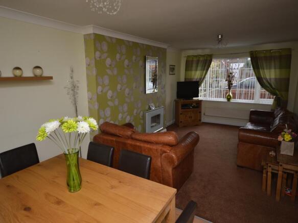 Living Room / Dining Room