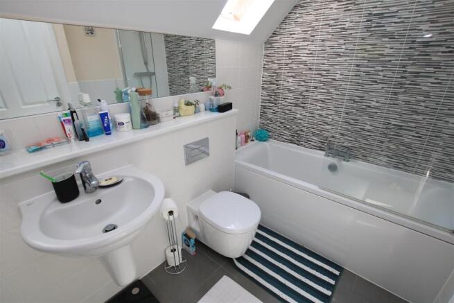 Bathroom.JPG
