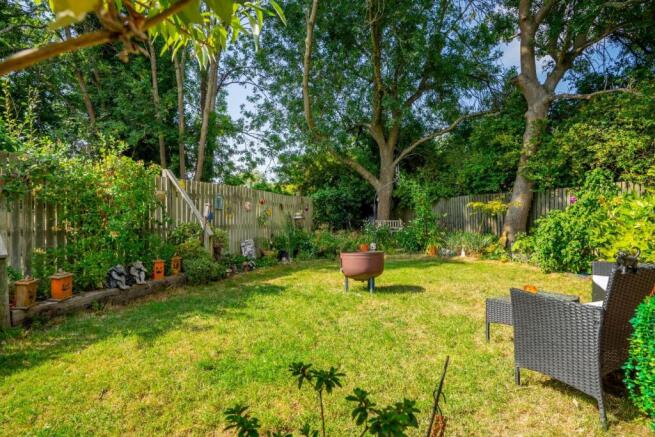 3 bed Semi-Detached for sale Image 11
