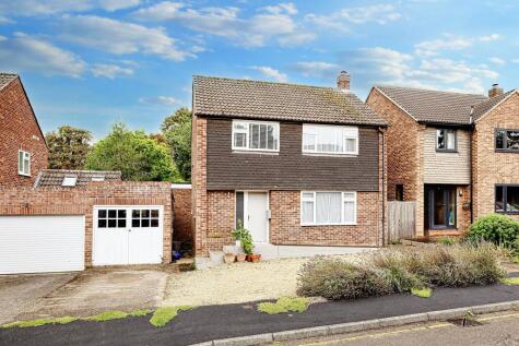 Saxon Way, Saffron Walden, CB11