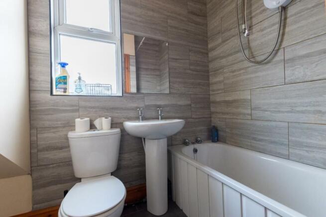 7 bed Terraced to rent Image 5