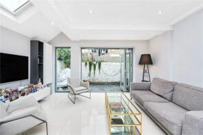 14, Hartismere Road, London SW6 7UD