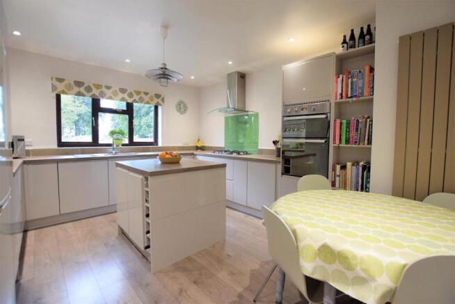 Kitchen Breakfast Room