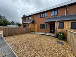 25, Cae John, Cross Inn SY23 5NT