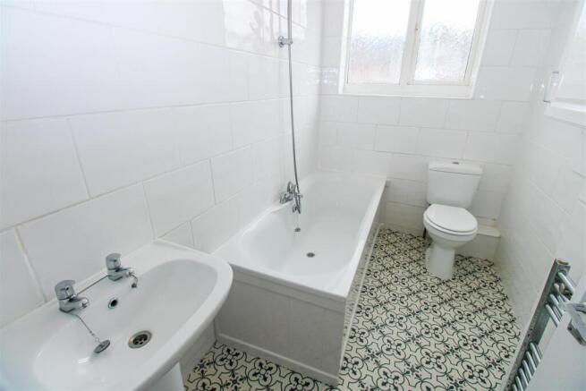 2 bed Terraced for sale Image 7