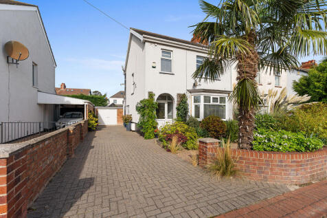 Portland Place, Grimsby