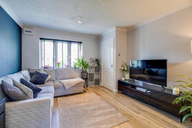 3 bed Terraced for sale Image 5