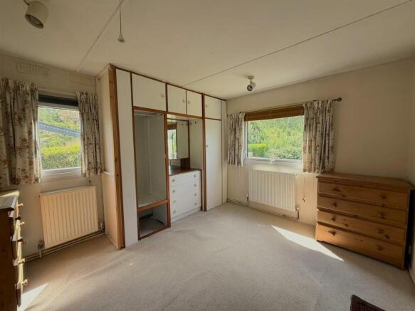 2 bed Park Home for sale Image 8