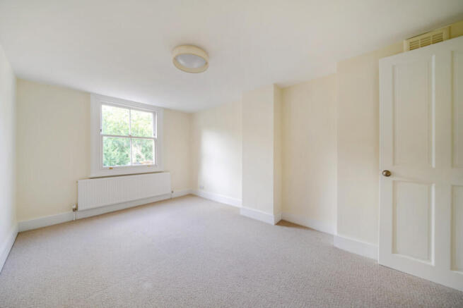 1530957-9-6ac7b16...