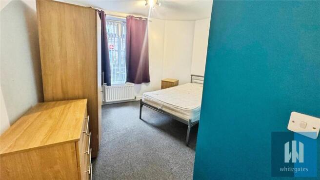 1 bed House Share to rent Image 6