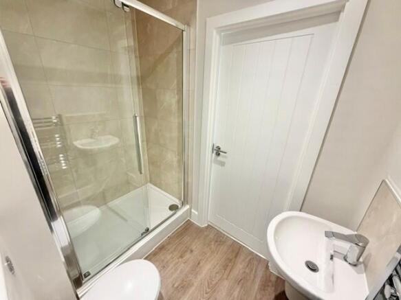 1 bed Apartment to rent Image 7