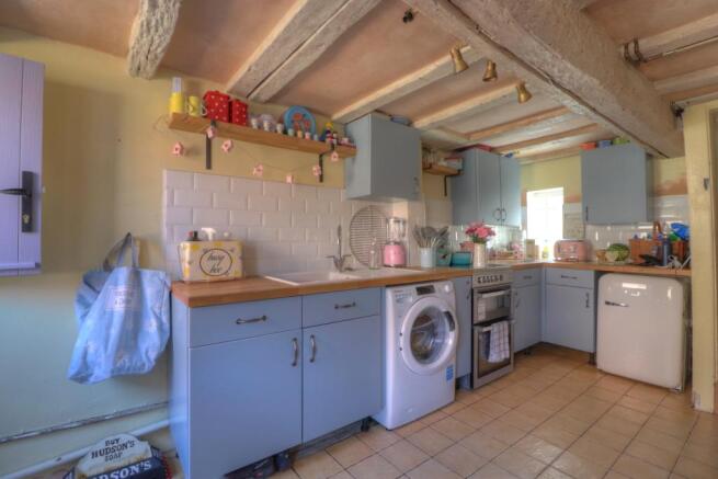 Kitchen 4