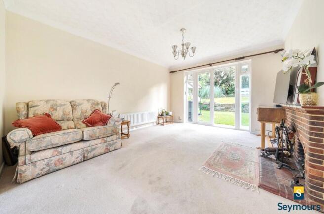 Applegarth Avenue, Guildford, Surrey, GU2 photo 2