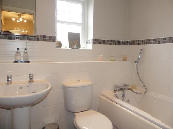 Photo 10